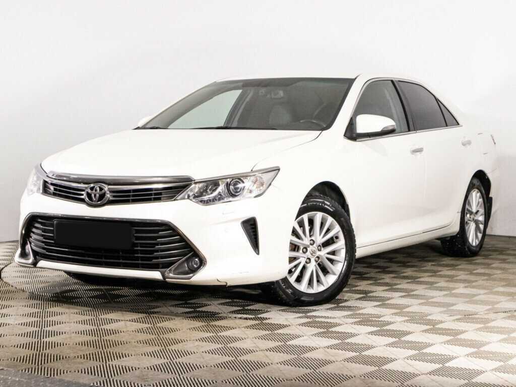 Toyota Camry, 2015