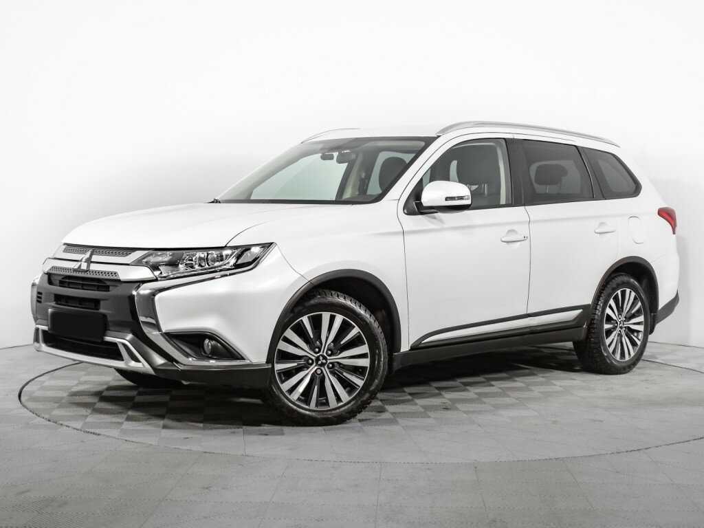 Mitsubishi Outlander, 2020