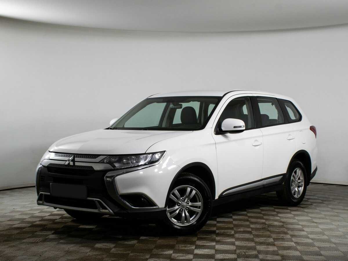 Mitsubishi Outlander, 2020