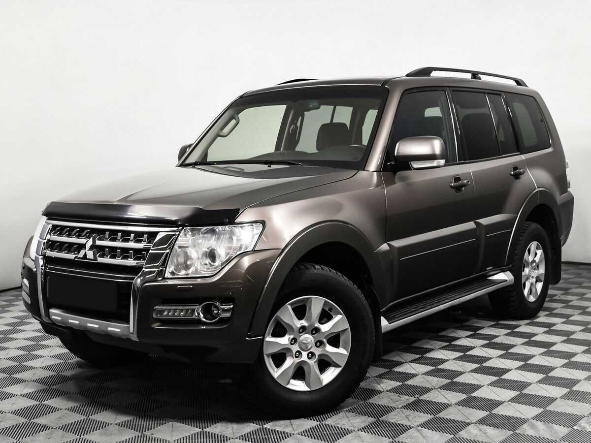 Mitsubishi Pajero, 2015