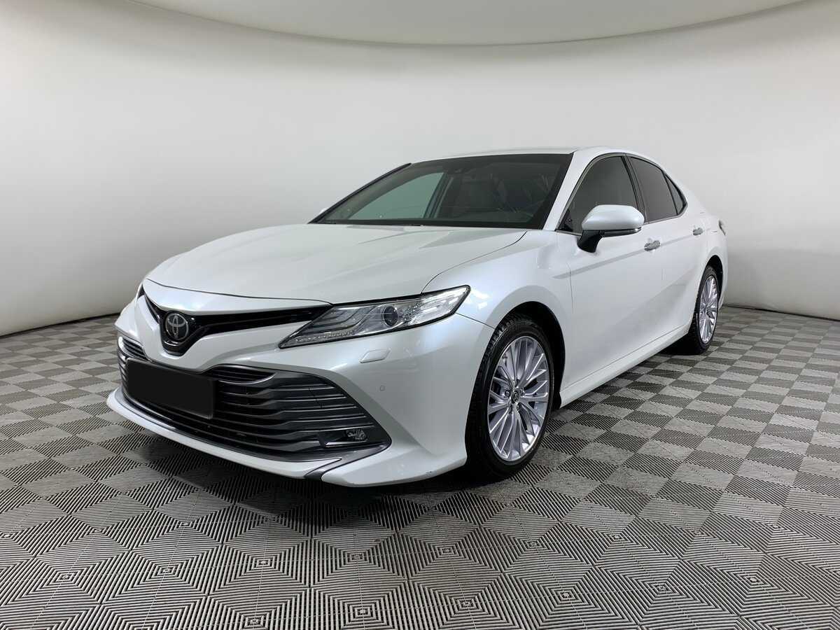 Toyota Camry, 2020