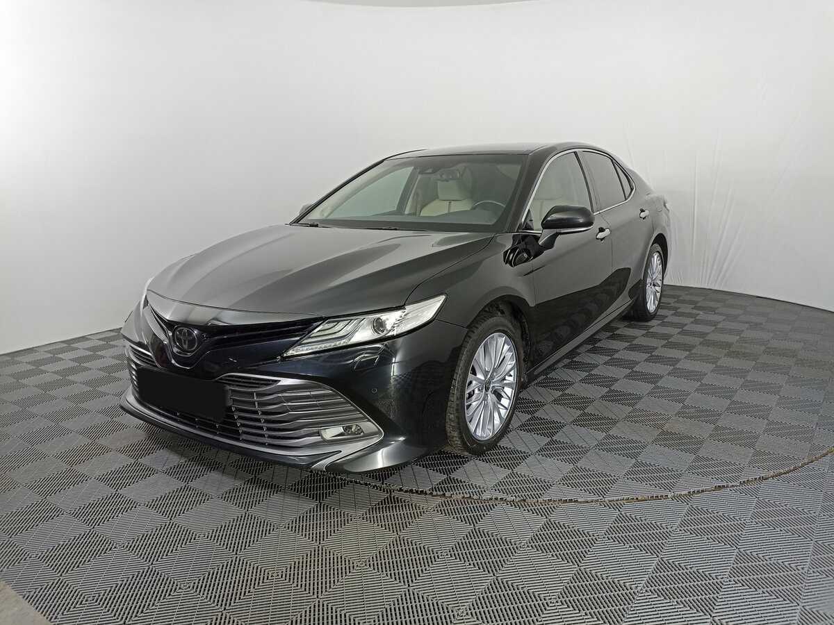 Toyota Camry, 2020
