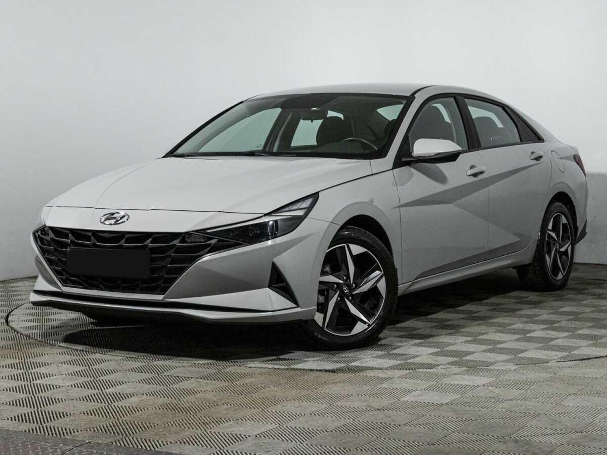 Hyundai Elantra, 2023