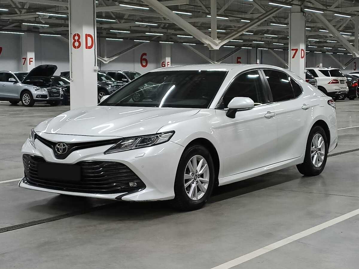 Toyota Camry, 2019