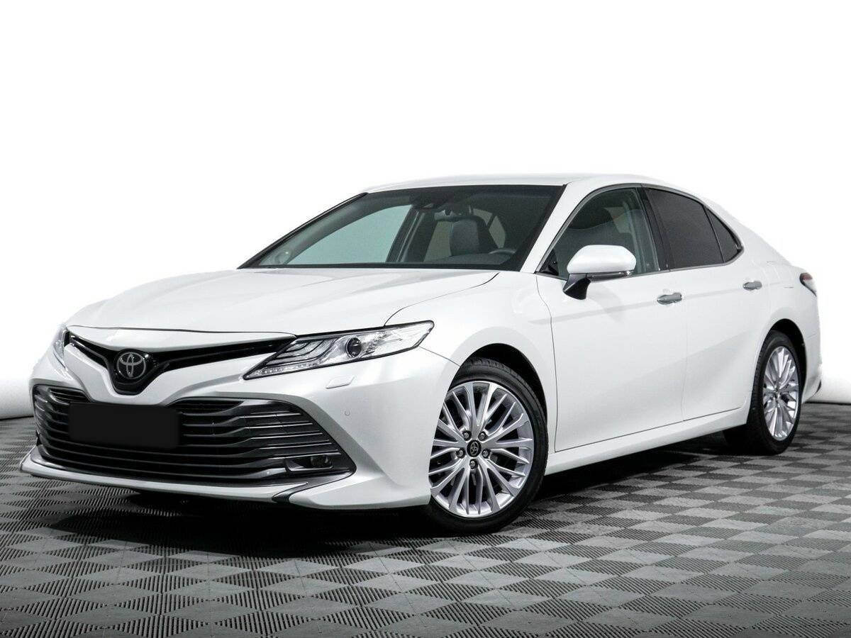 Toyota Camry, 2019