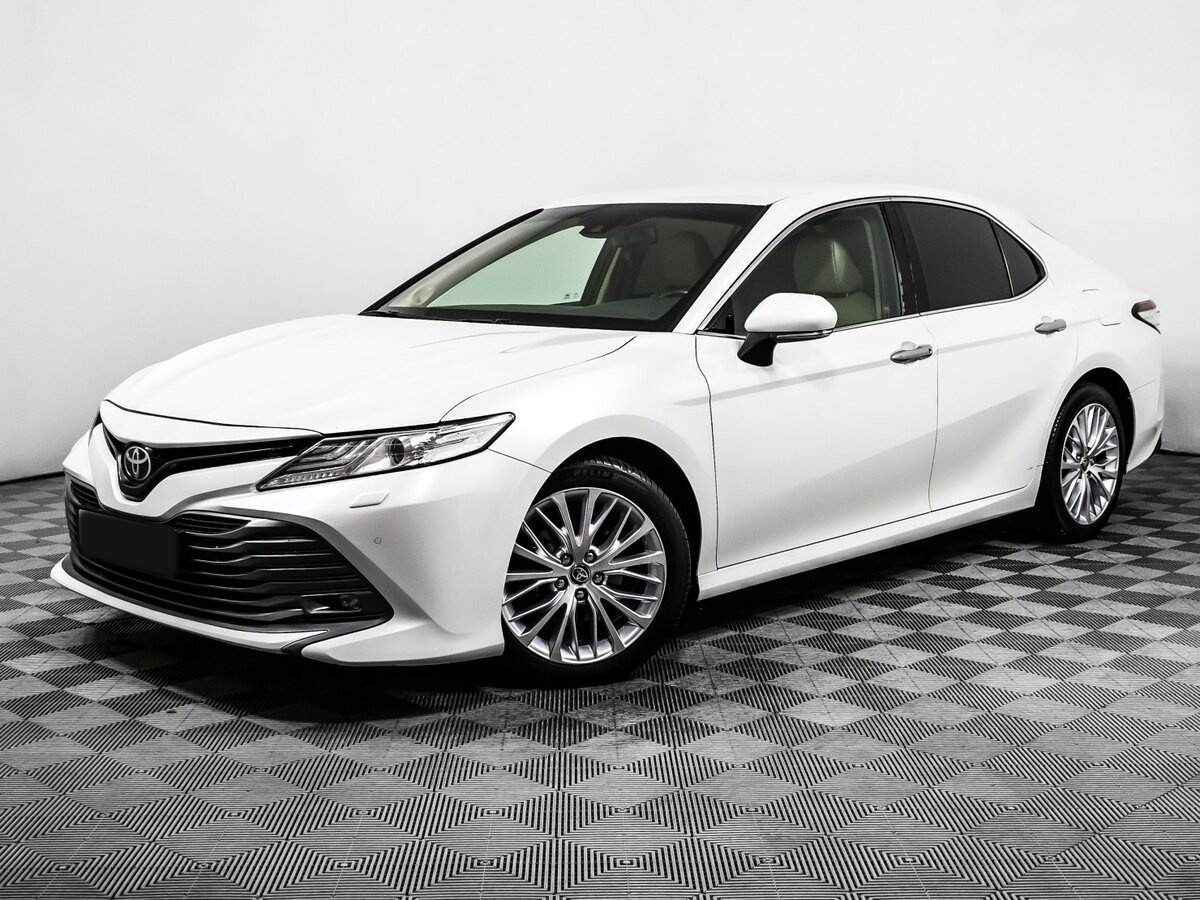 Toyota Camry, 2020