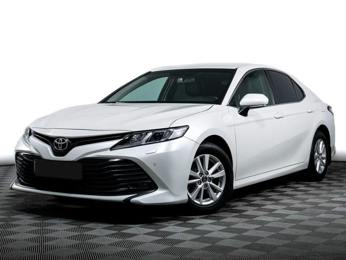 Toyota Camry, 2019