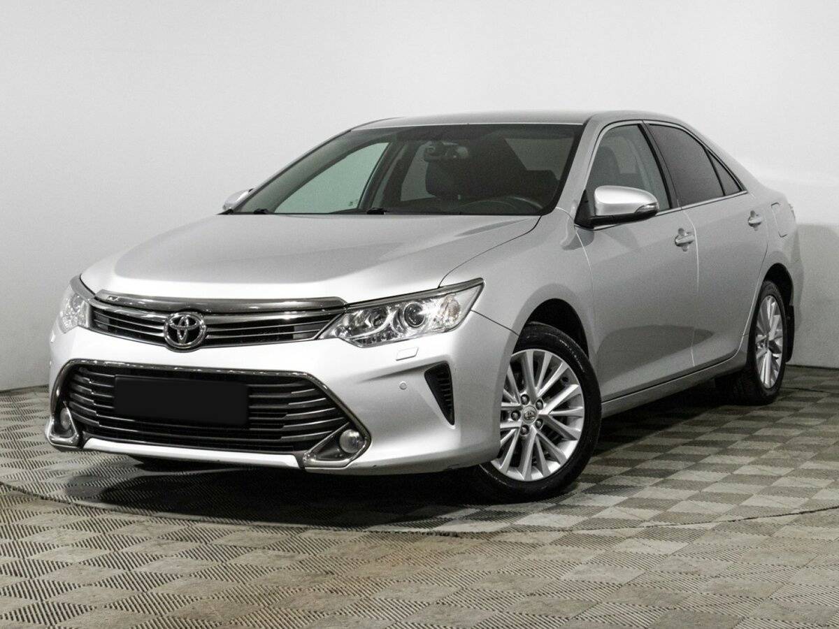 Toyota Camry, 2015