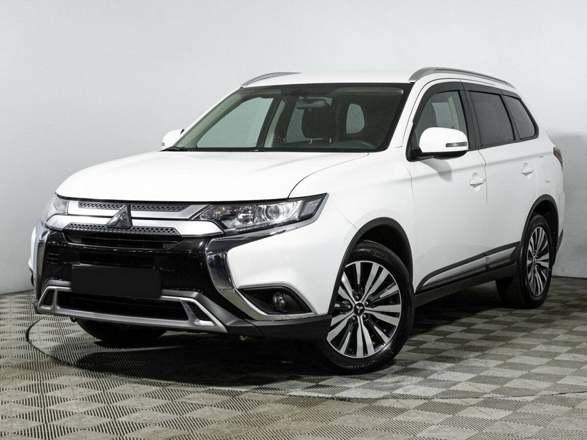 Mitsubishi Outlander, 2021