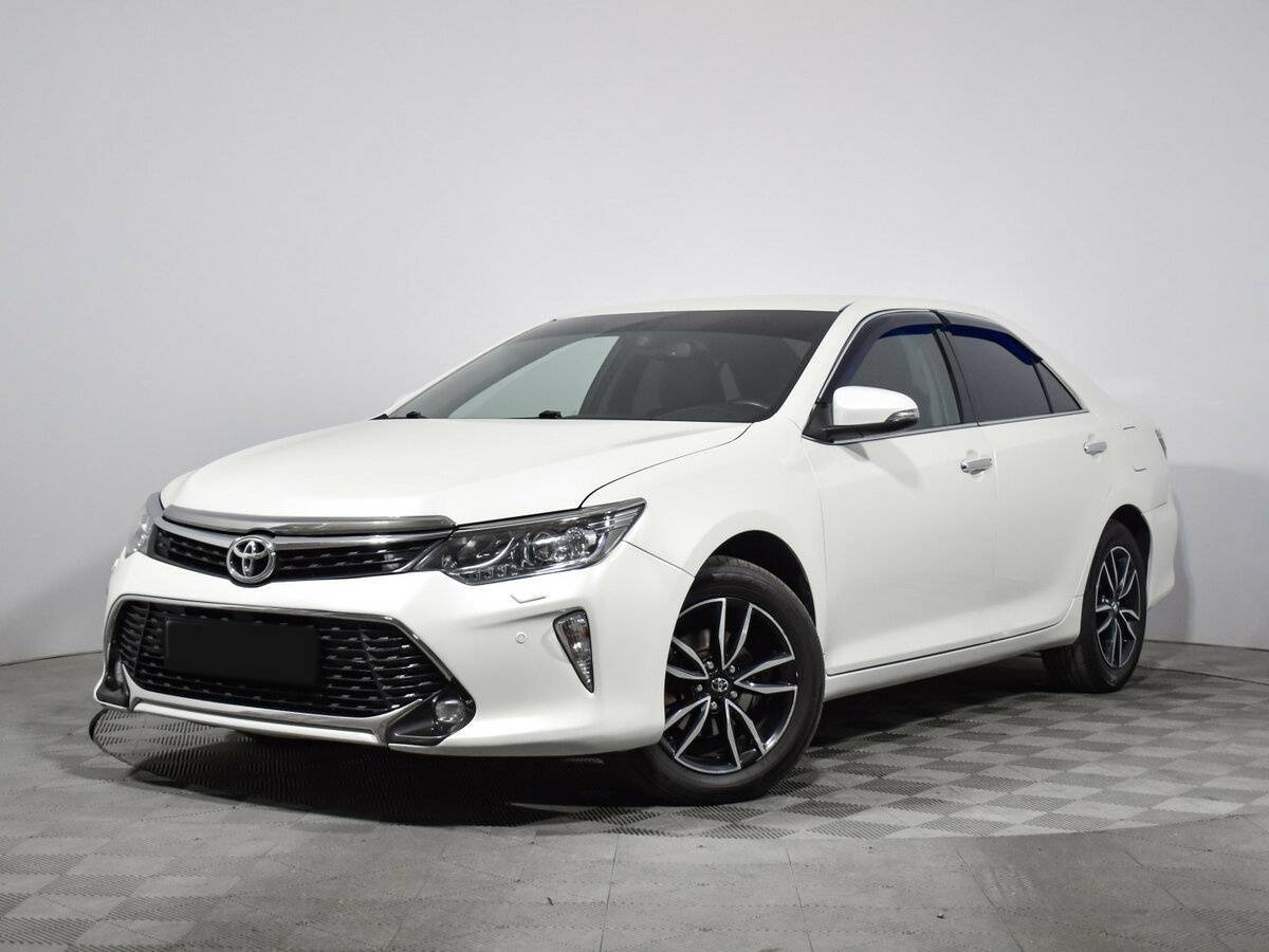 Toyota Camry, 2018