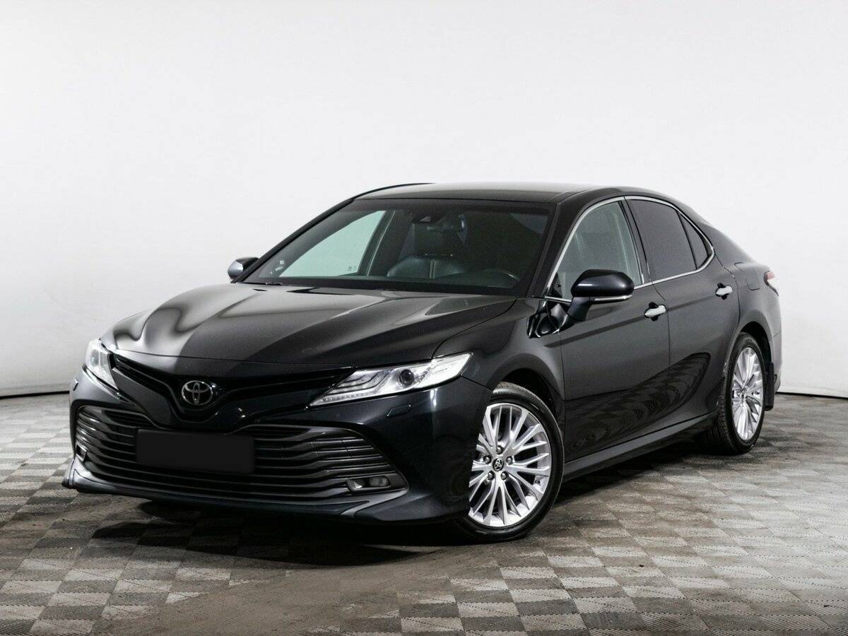Toyota Camry, 2020