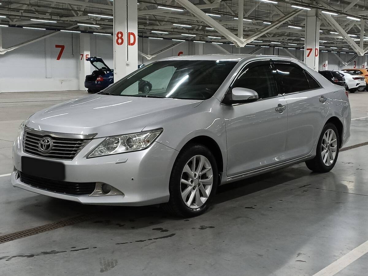 Toyota Camry, 2014